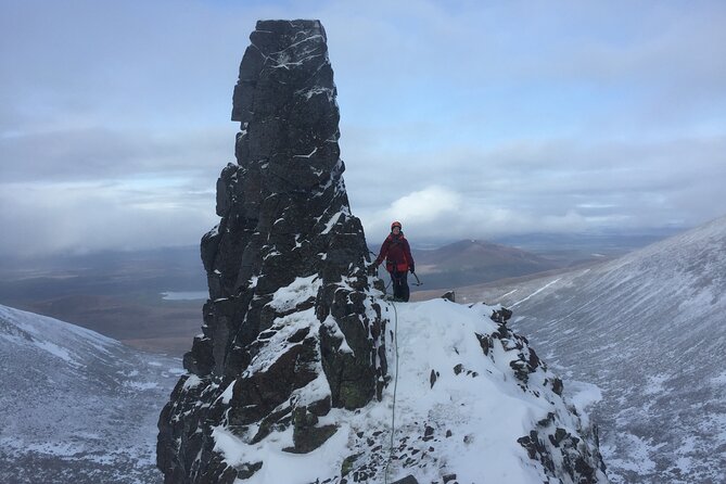 Private Guided Winter Mountaineering Experience in the Cairngorms - Gear and clothing, the checklist that keeps you comfortable