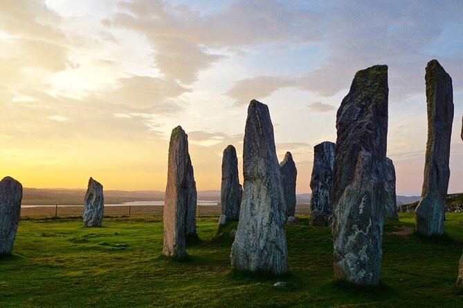 Private Luxury Outlander Tour: Sassenach Adventure From Edinburgh - Falkland as Inverness Stand-In: The Wrap-Up Walk With Free Admission