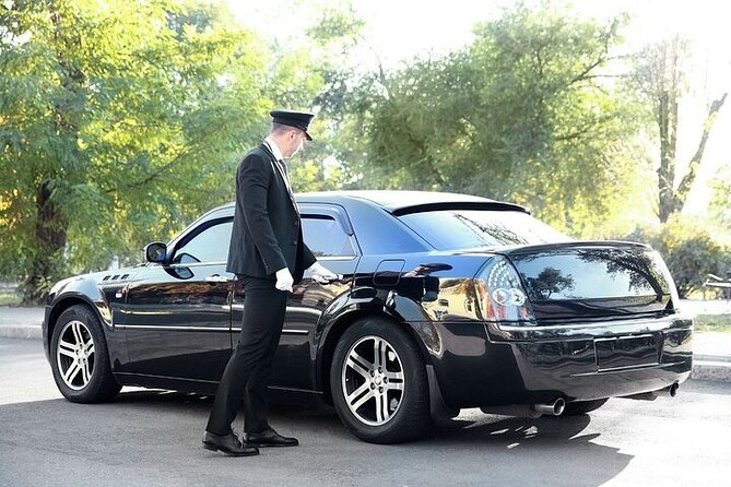 Private One way Transfer Edinburgh Airport to Edinburgh - Inside the Car, Realistic Ride Time, and the Route Factor