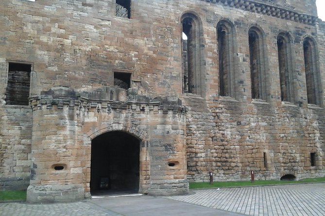 Private Outlander Tour from Edinburgh - Linlithgow Palace: A Quick Photo Stop With a Specific Story