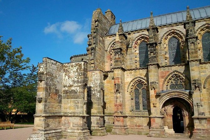 Private Shore Excursion: Edinburgh City and Rosslyn Chapel - Getting Oriented on the Royal Mile in Real Time