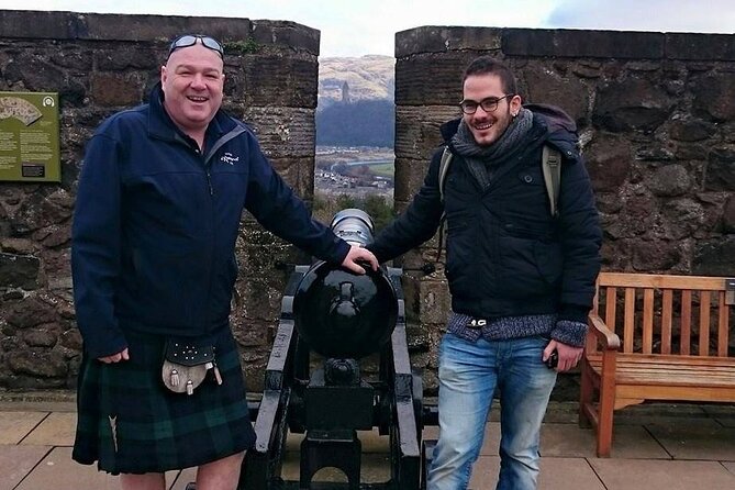 Rosslyn Chapel, Dunfermline Abbey and Stirling Castle Day Tour - One day from Edinburgh that hits Rosslyn Chapel, Dunfermline Abbey, and Stirling Castle