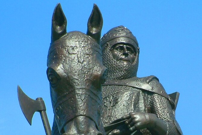 Rosslyn Chapel, Dunfermline Abbey and Stirling Castle Day Tour - Dunfermline Abbey and Palace: Robert the Bruce in a 45-minute hit