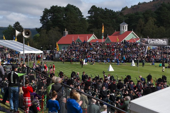 Round-Trip Transportation to the Braemar Highland Games from Edinburgh - What you will actually see at Braemar, and how to watch smart
