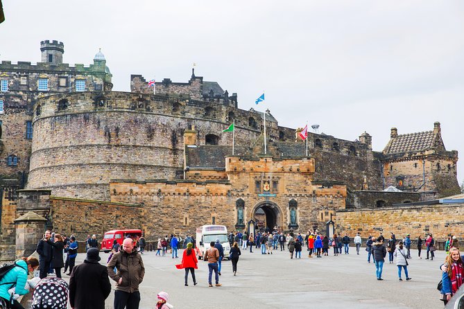 Royal Edinburgh Ticket - Hop-On Hop-Off and Attraction Admissions - Small drawbacks to keep in mind