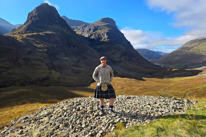 Scottish Highlands and Glencoe Tour - Castles, Glens & Waterfalls - Drovers Inn Viewpoint: A Quick Glimpse With History and Ghost Stories