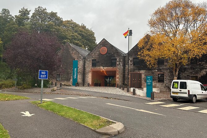 Scottish Whisky Distillery & Fairytale Dunrobin Castle - Glenmorangie stop: shop and photos, not a full distillery tour (except Sundays)
