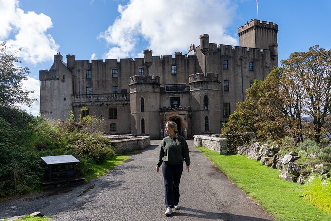 Skye Day Tour from Inverness with Fairy Pools & Dunvegan Castle - Dunvegan Castle & Gardens: Clan Macleod, 800 years of staying power