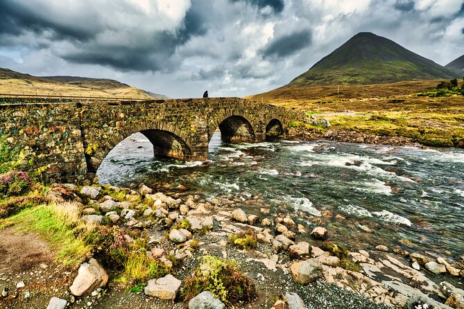 Skye Explorer Hiking Day Tour - Fairy Glen and Castle Ewen: short, steep climb, big weirdness