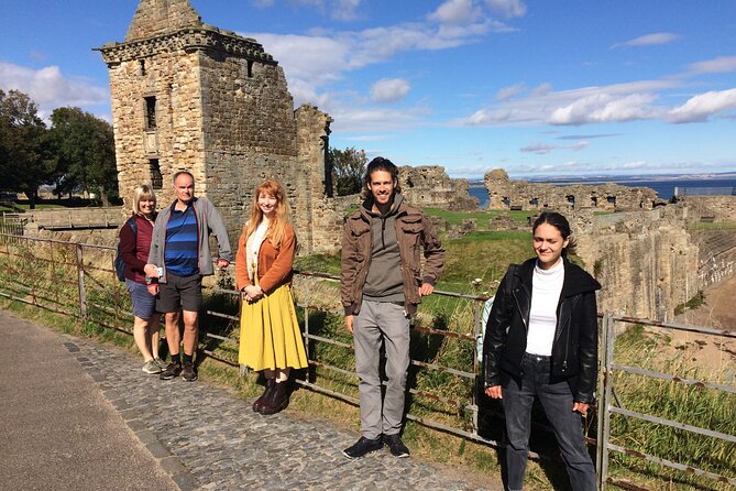 St Andrews Must-Sees Daily Walking Tour (11am & 2pm) - The small-group promise: up to six, plus a practical reality check
