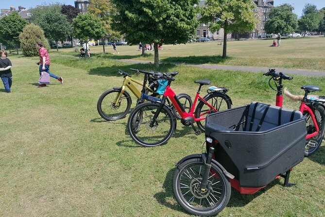 Stunning Edinburgh E-bike Tour max 10 people small group - Meeting at Artisan Coffee Leith, then rolling out with purpose