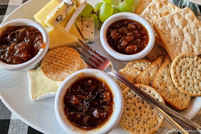 Tailored Premium Edinburgh Food Tour with Highest Quality Dishes - New Town: the second act of Edinburgh, with food stops or views
