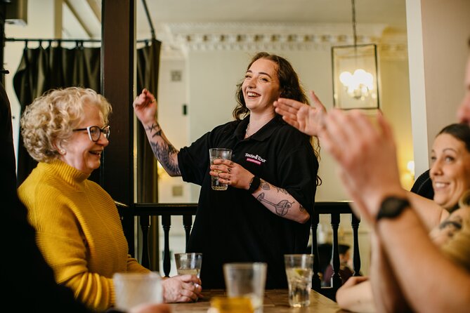 Taste & Tour: Edinburgh Food Tour with Drinks - Who This Tour Is Best For, and Who Should Think Twice