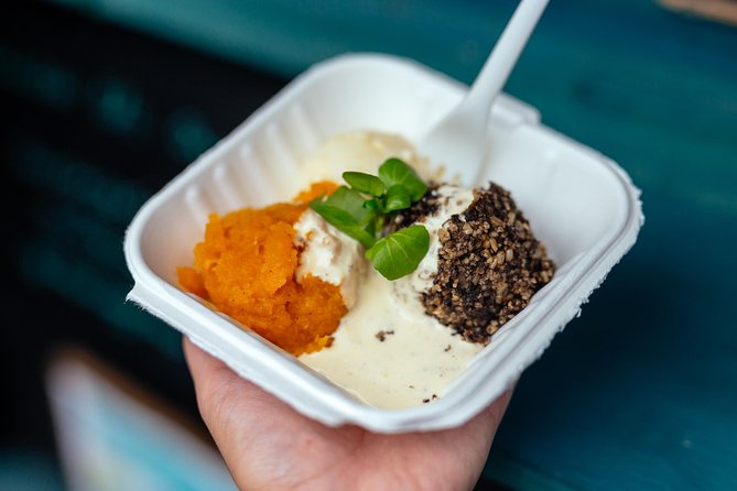 The 10 Tastings of Edinburgh With Locals: Private Food Tour - Walking pace, weather, and comfort tips that actually help