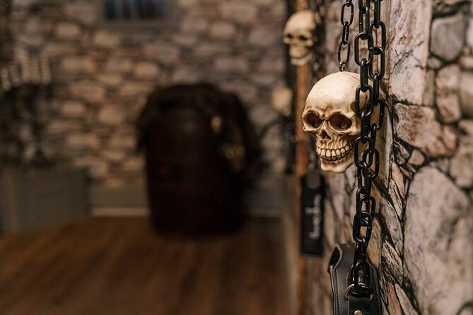 The Ghost of Mary Queen of Scots Escape Room - Key things you will notice right away