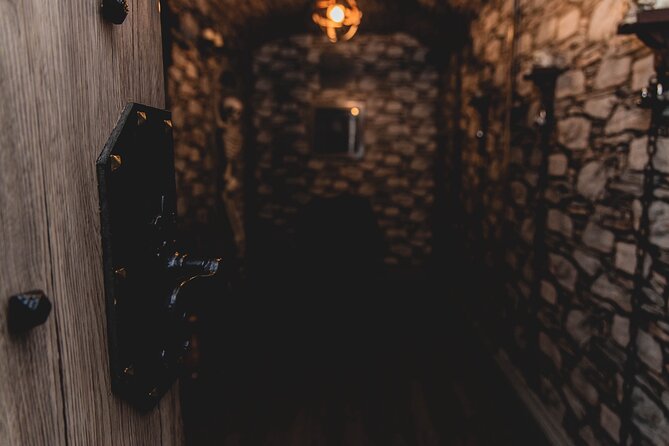 The Ghost of Mary Queen of Scots Escape Room - Mary Queen of Scots in Glasgow: why this escape room works
