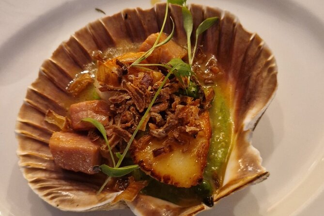 The Original Glasgow Food Tour: Locally run & hidden gems - Hillhead start, West End shortcuts, and why the tastings begin with sweetness