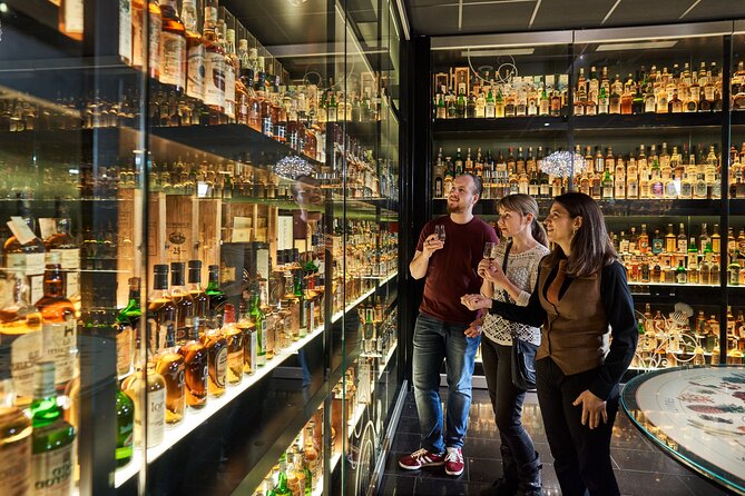 The Scotch Whisky Experience Guided Whisky Tour - An Introduction to Whisky - The five whisky regions: why place changes the flavor