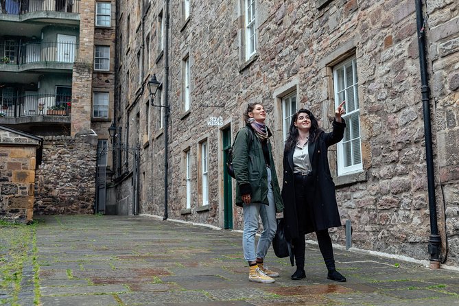 Treasures of Edinburgh: Ghosts, Myths & Legends Private Tour - Key things you will notice on this tour