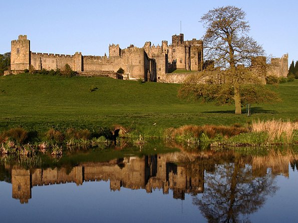 Viking Coast and Alnwick Castle Very Small Group Tour from Edinburgh - Holy Island Lindisfarne: sea air, dunes, and a tight window