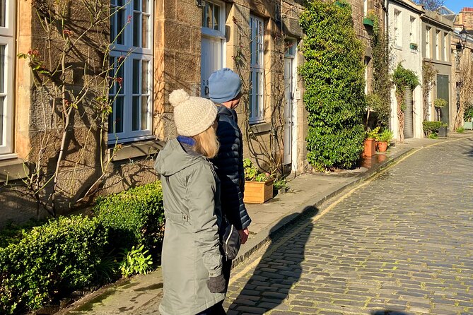Walk Dean Village, New Town & Royal Botanics - Water of Leith: river walking with Dean Bridge and St Bernard’s Well