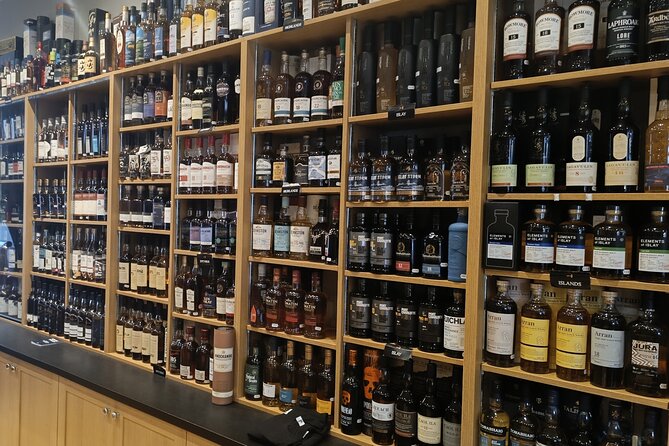 Whisky tasting experience - How the Guide Teaches You to Taste Whisky Without Making It Complicated